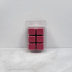 Hand-poured soy wax melt with fruity and creamy notes