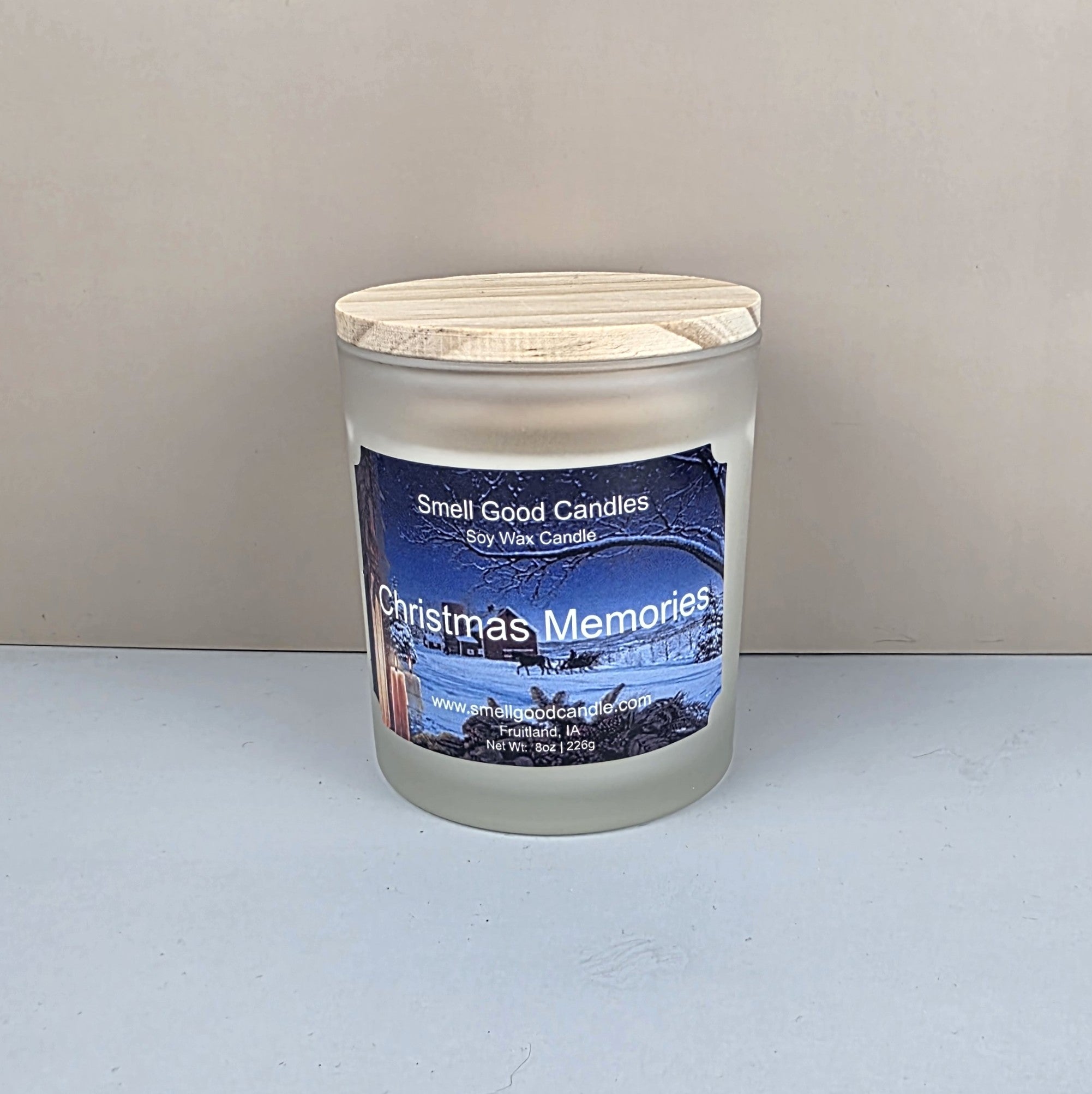 Christmas Memories soy wax candle with cinnamon and clove