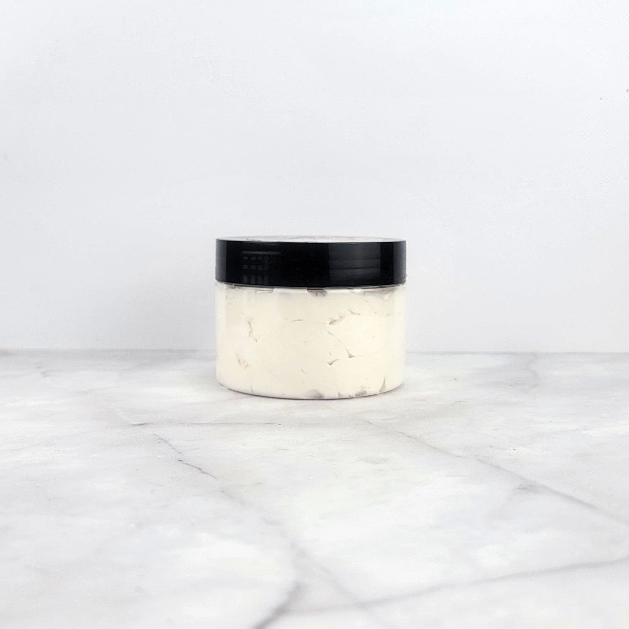 Skin-friendly paraben-free cinnamon vanilla lotion