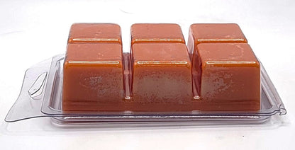 Soy wax melt featuring the comforting fragrance of pumpkin, cinnamon, and cedarwood