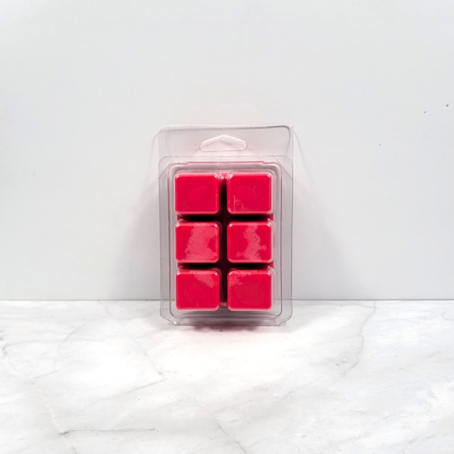 Fall-themed soy wax melt with crisp orchard fruit scent