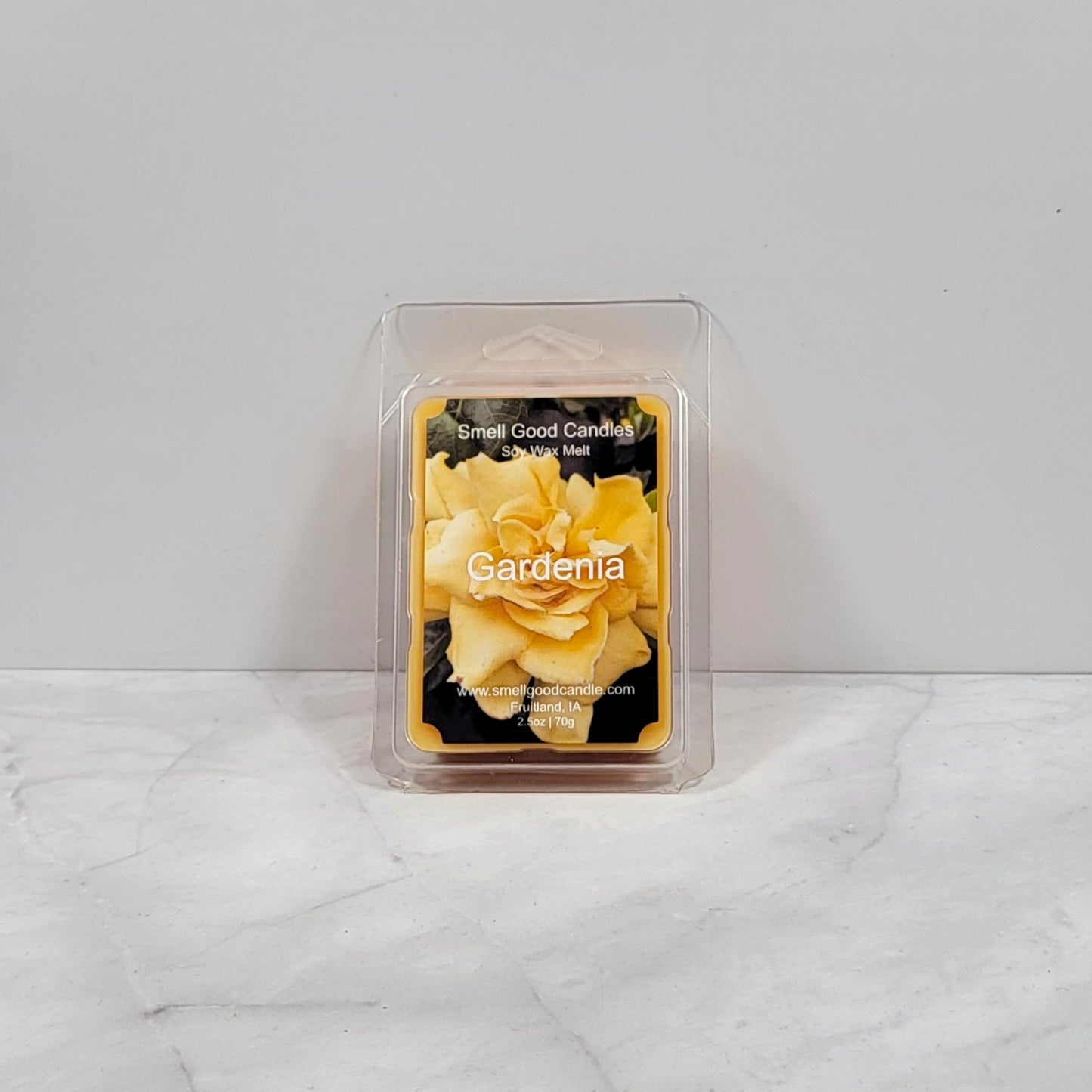 Gardenia Soy Wax Melt with blooming white florals