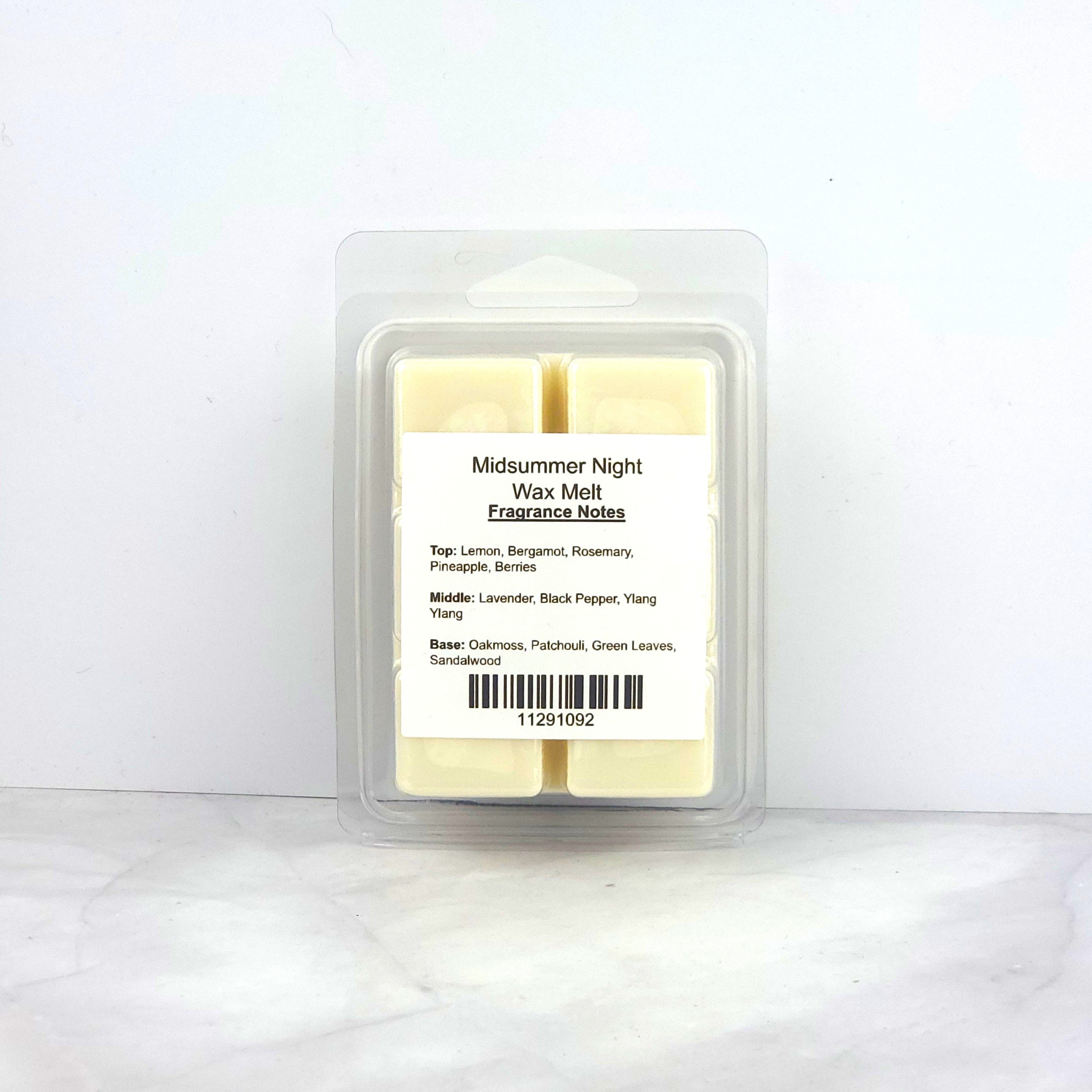 Hand-poured 100% soy wax melt with invigorating lemon, bergamot, and rosemary, blended with oakmoss, patchouli, and sandalwood.
