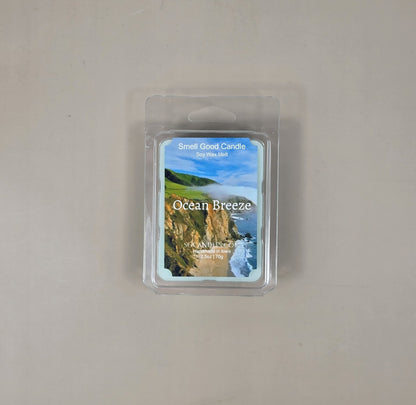 Ocean Breeze Soy Wax Melt with fresh ocean air, citrus, ozone, and coastal fragrance notes